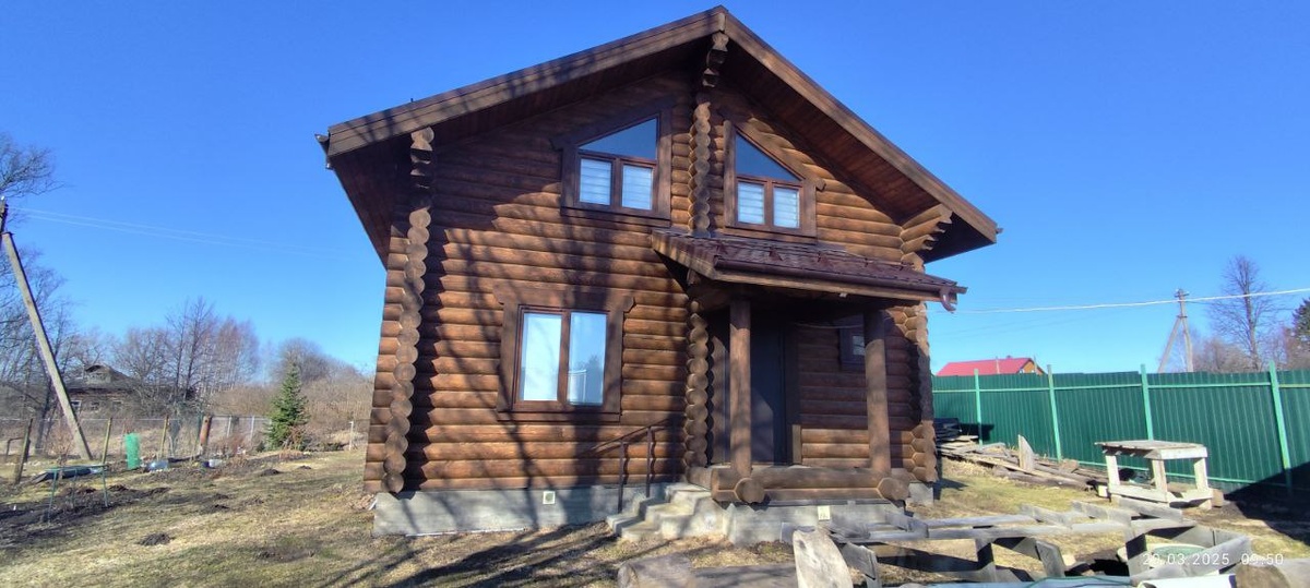 построенный домик в деревне. фотки от 29 марта 2025г.