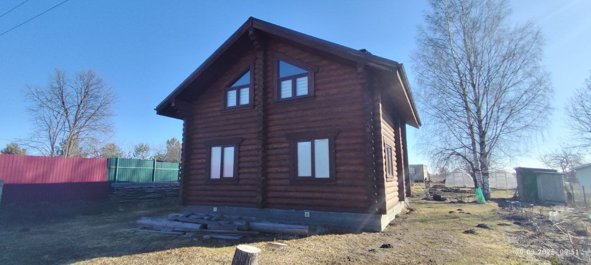 дом из сушеного оцилиндрованного бревна