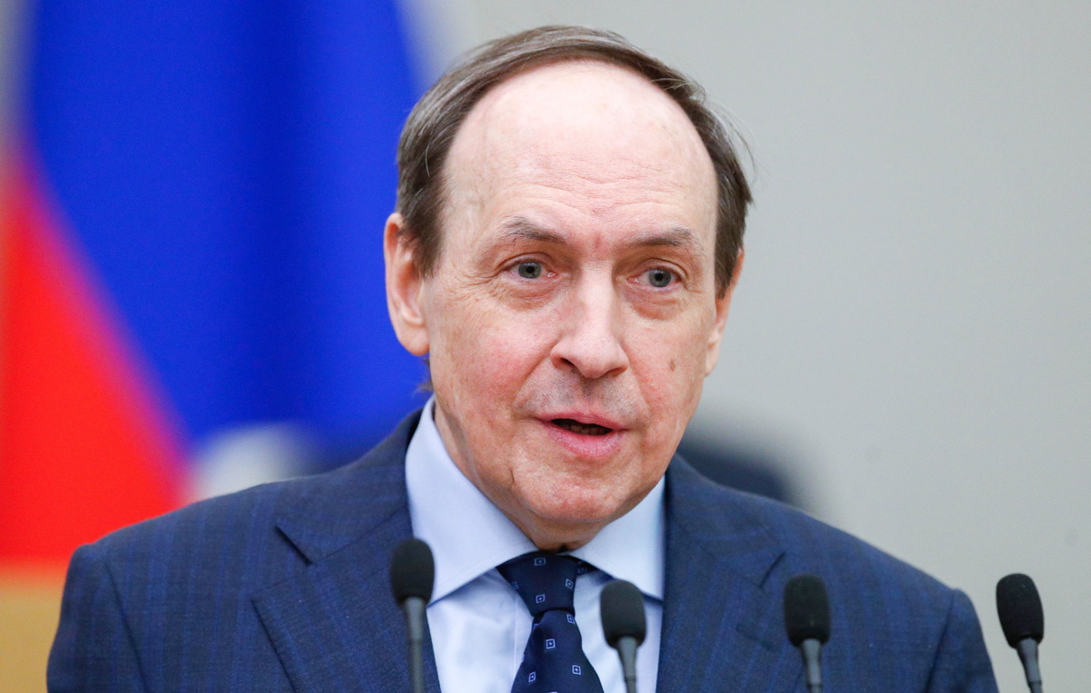    Первый заместитель председателя комитета Госдумы РФ по международным делам Вячеслав Никонов  Марат Абулхатин/ТАСС