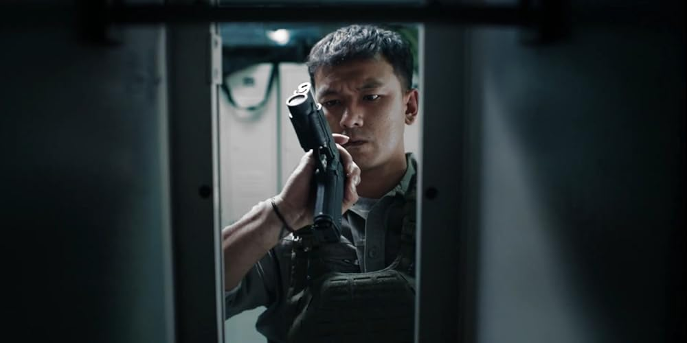 Кадр из фильма Keadilan. Режиссер: Юрсон Фуади, Ли Чхан-хи. Производство: Innikor Pictures, JNC Media Group, Joy n Cinema, MD Pictures