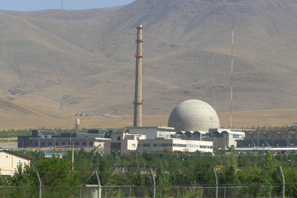 Тяжеловодный реактор Arak IR-40 / Nanking2012/Wikimedia Commons   📷