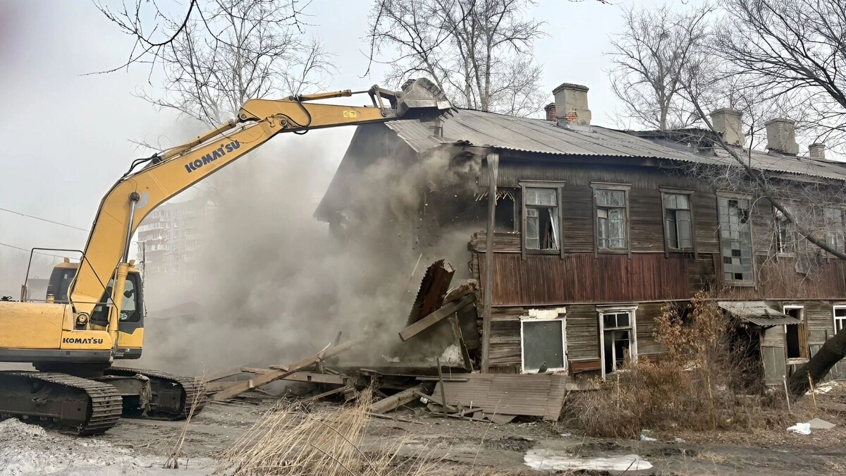    барак   Администрация Хабаровска