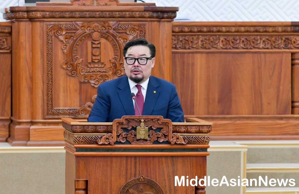 Занданшатар Гомбожав