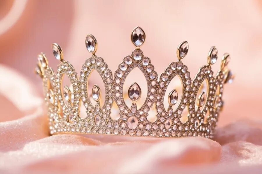 Корона. Победа. Конкурс. Награда TurboTextAI   📷