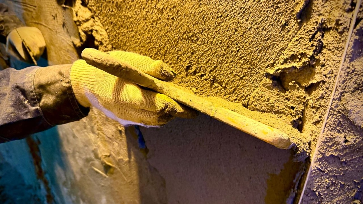 Автор фото: t.me/mostotrest_spb. Ремонт подземного перехода на Савушкина в Приморском районе Петербурга.