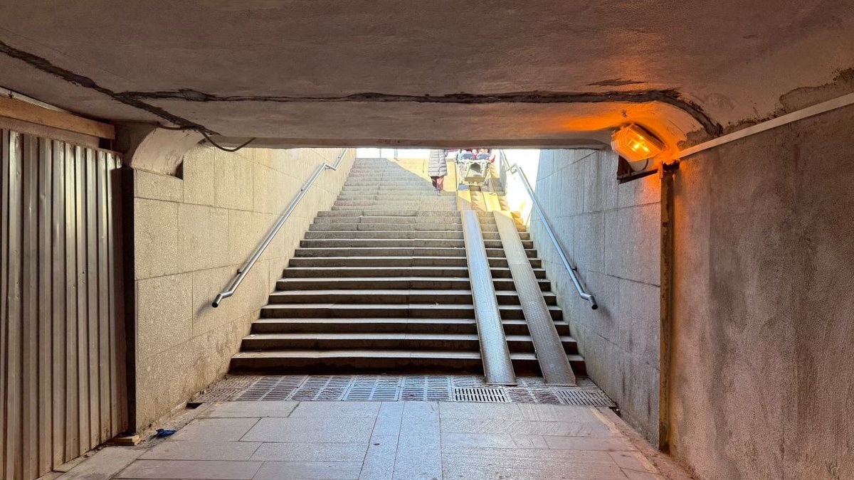 Автор фото: t.me/mostotrest_spb. Ремонт подземного перехода на Савушкина в Приморском районе Петербурга.