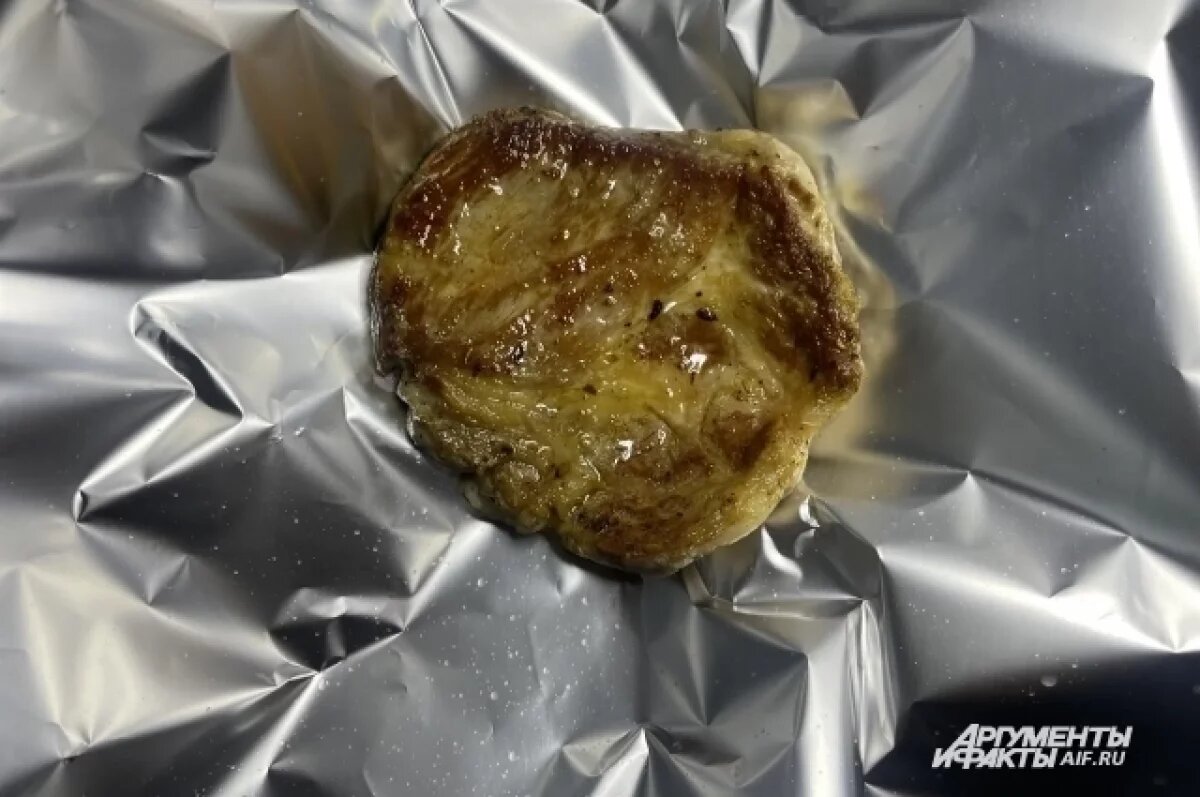    Стейк получается очень сочным!