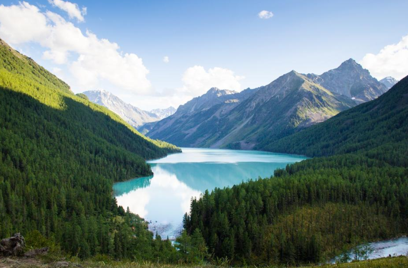 Почему я больше не езжу на юга, а встречаю август только в горах Алтая