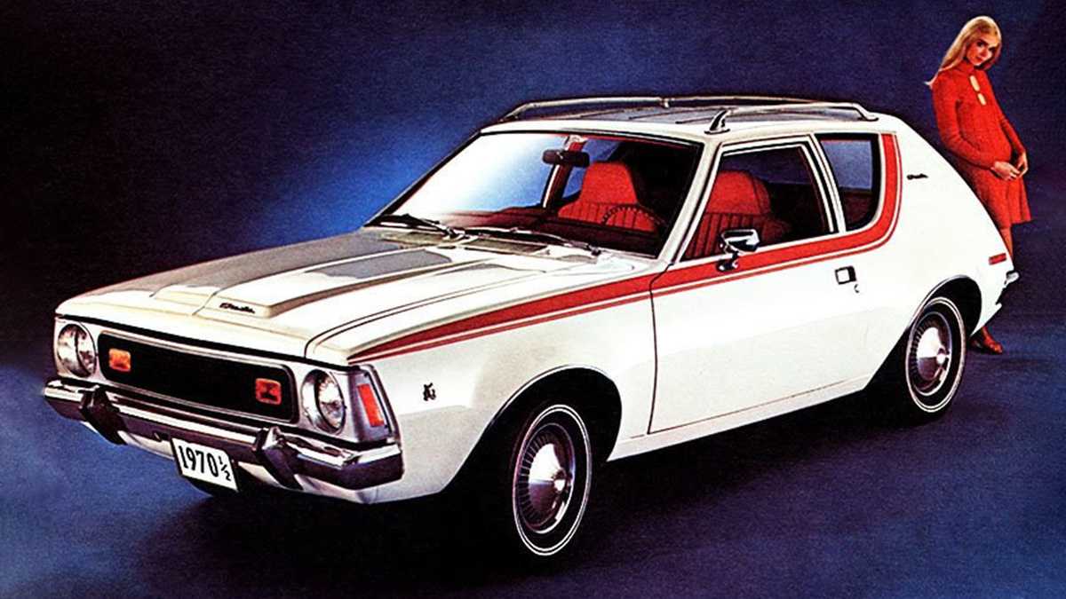 Спереди Gremlin выглядел как типичный американский автомобиль начала 1970-х, а вот его задняя часть заканчивалась почти под прямым углом прямико за задними колесами