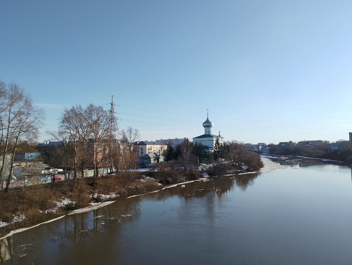 Ледоход на реке Вологда, 27.03.2026. Фото автора 