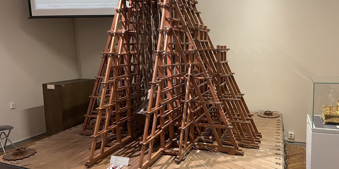 Александровская колонна. Про манипуляцию - 2