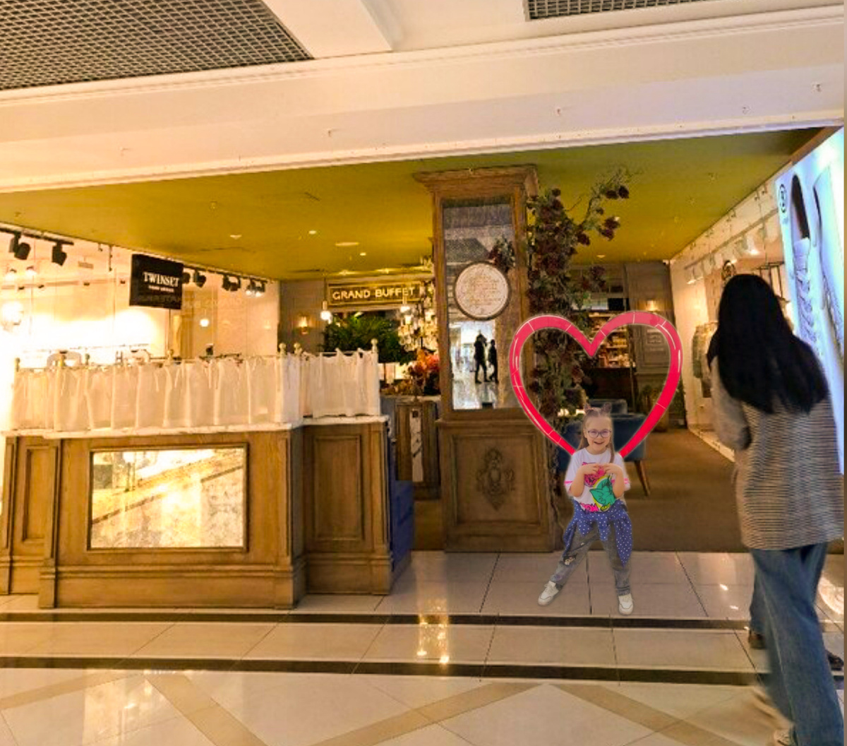 Кафе Grand Buffet Ekaterinburg, г.Екатеринбург, пр-т Ленина,25, ТЦ Европа, 1 этаж