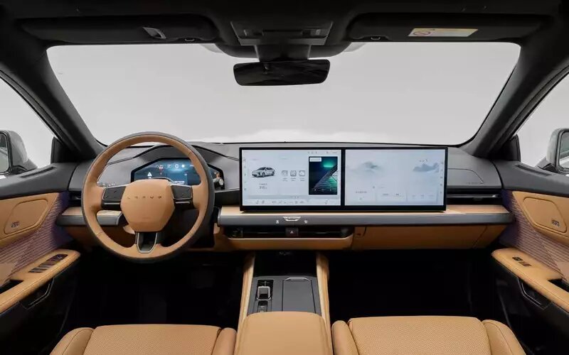 Интерьер Lexus ES300h📷
