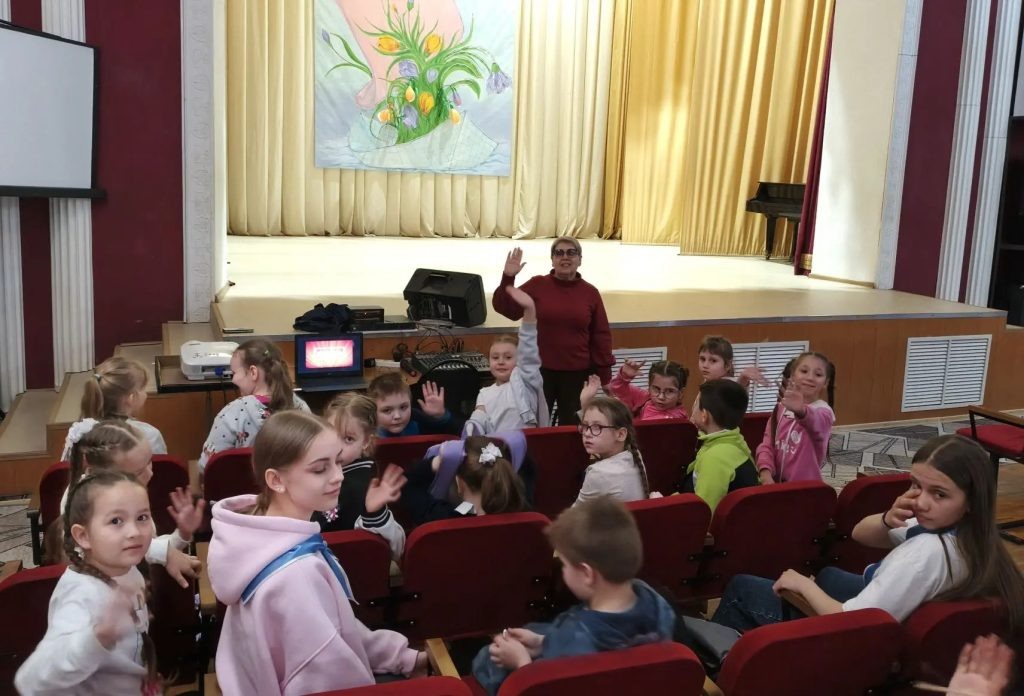 Листайте вправо, чтобы увидеть больше изображений