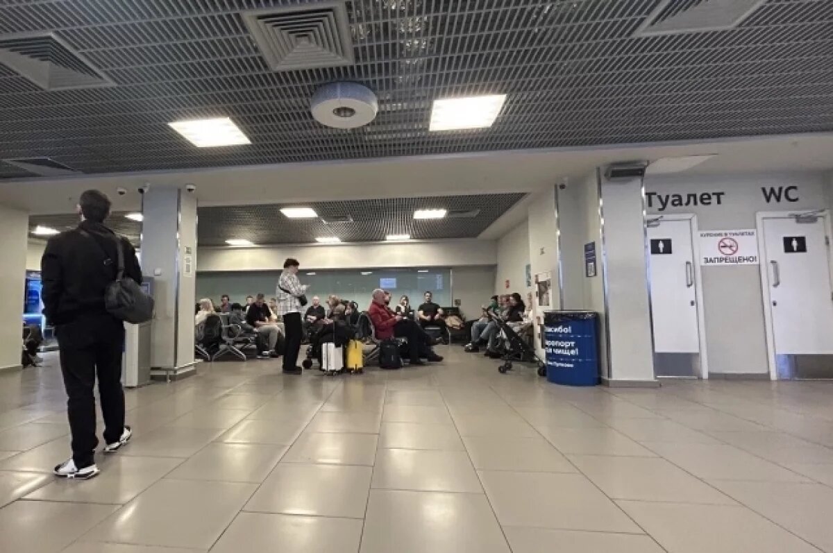    В аэропорту Нижнего Новгорода введены временные ограничения на полеты