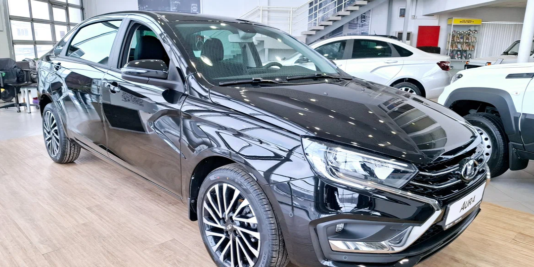 Заехал к дилеру. За сколько продают Лада Аура? Какие скидки есть?