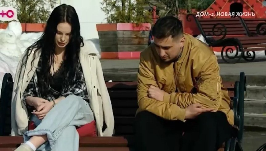 Руслана Асланова на сутки выгнали из Дома 2 и вернули к Тетуевой