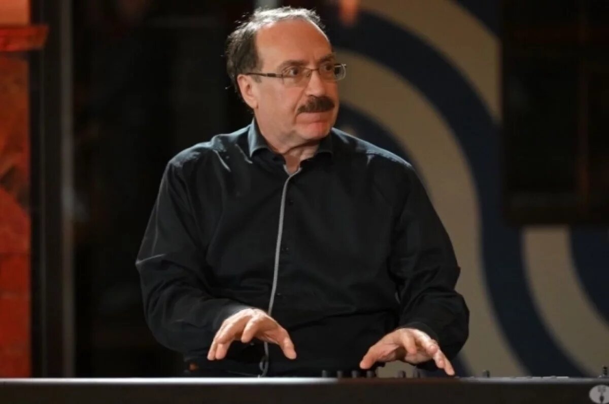    Крамер поддержал идею Цискаридзе о дресс-коде для зрителей