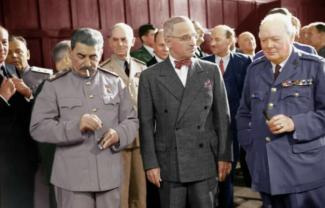 Союзники, ставшие за одну ночь врагами. Как США и Британия готовили ядерный удар по СССР сразу после Победы