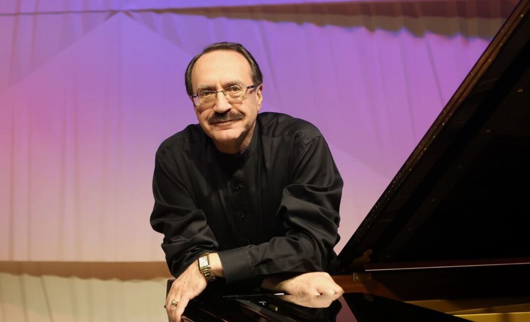    Даниил Крамер поддерживает идею единого дресс-кода для зрителей