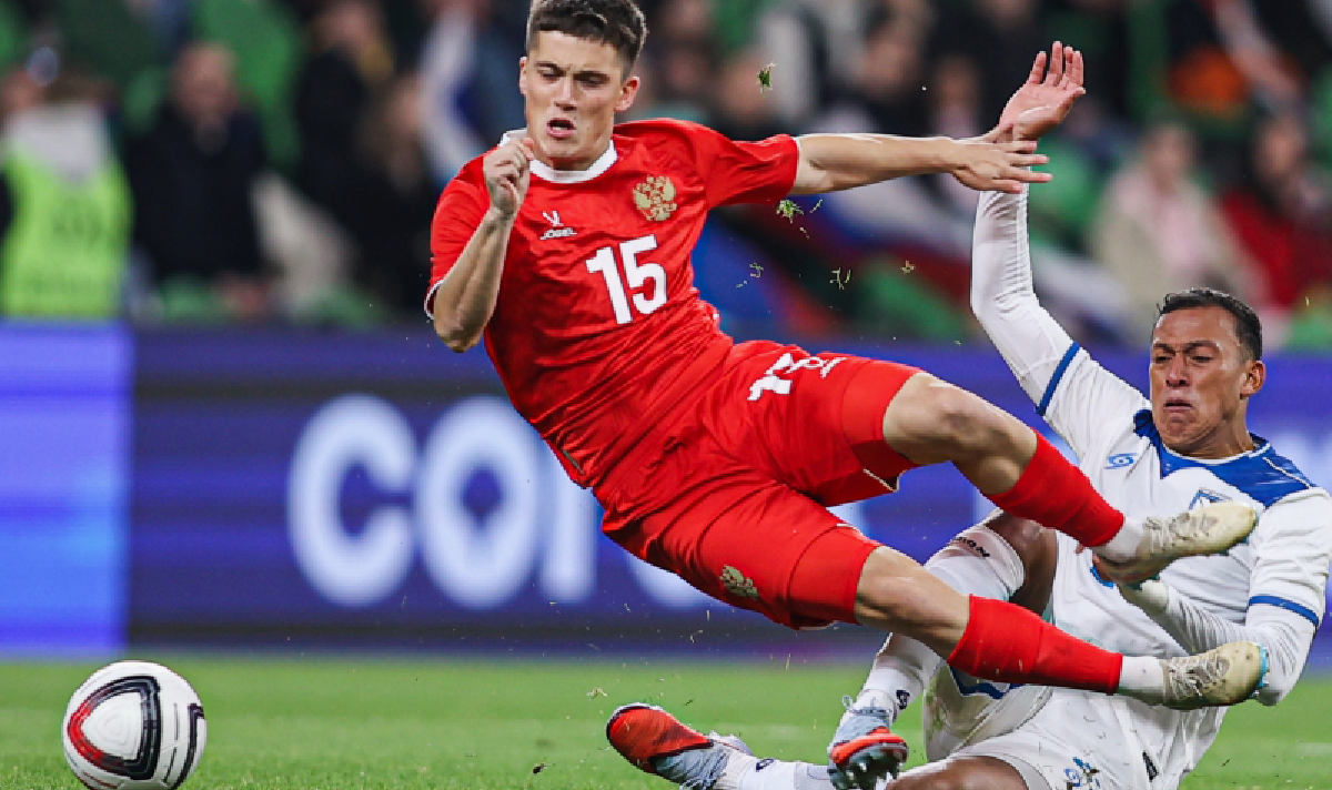 Кирилл Глебов зараотал на себе удаление в матче с Никарагуа. Фото: соцсети