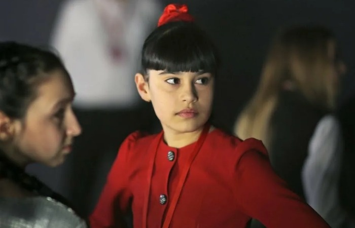    В детском доме Диана считалась “трудным” ребёнком, но искала спасения.