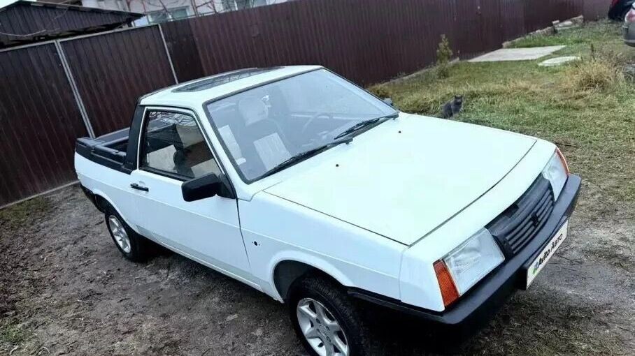    В Белгороде продаётся раритетный полукабриолет   Авито