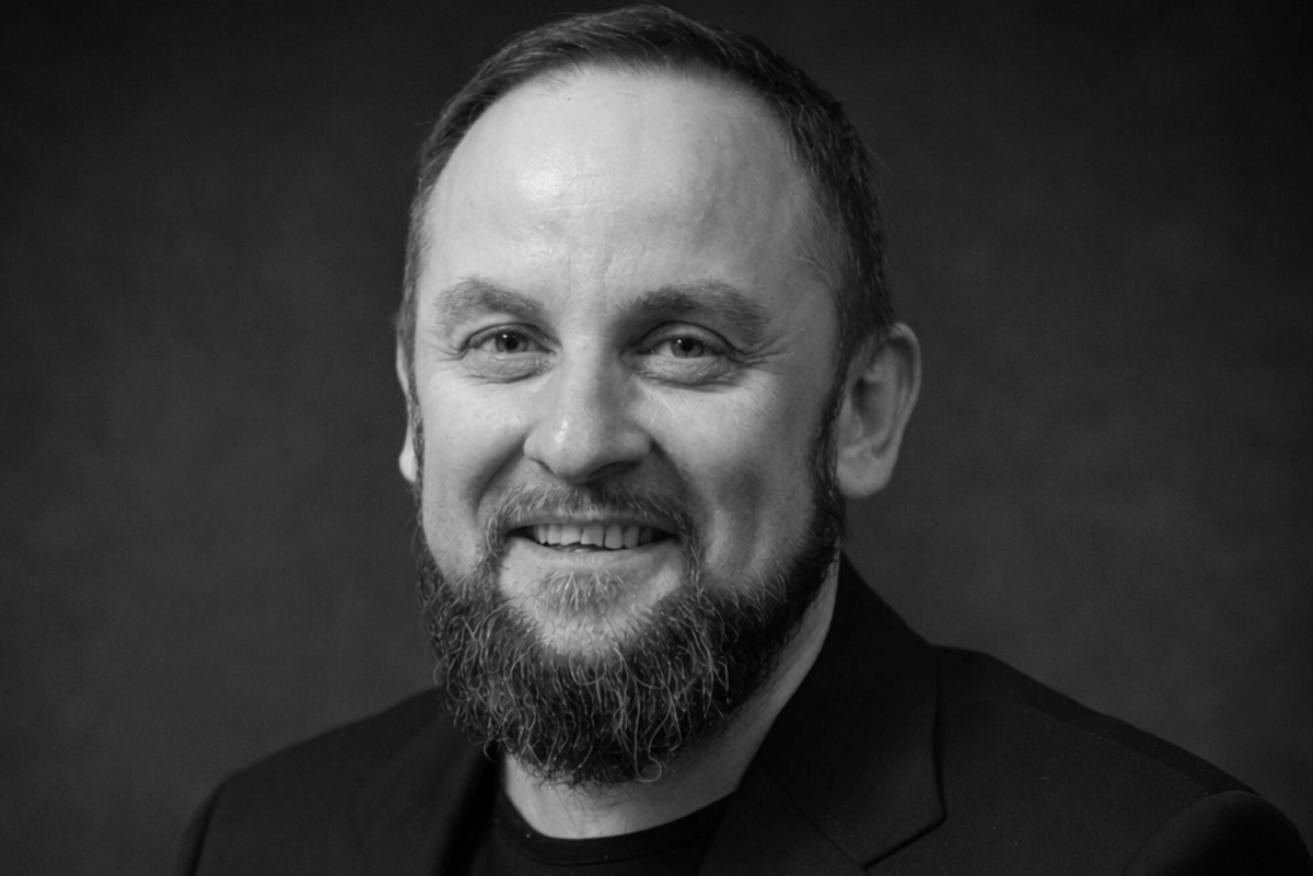     Умер в 49 лет автор песен Кристины Орбакайте и Димы Билана, солист группы SokolovBrothers Александр Соколов