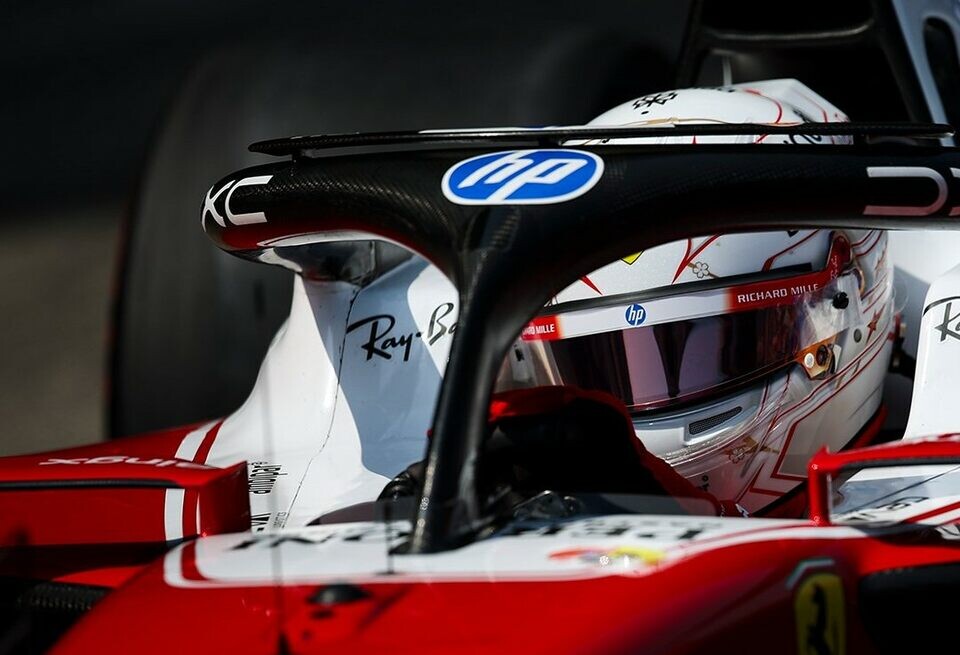    Льюис Хэмилтон: Мотор Mercedes намного превосходит FerrariFerrari