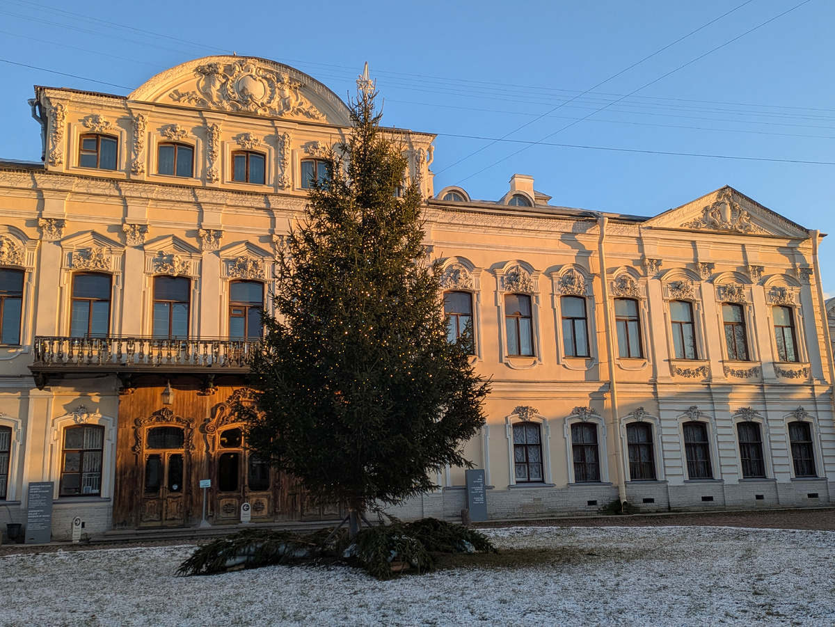 Здание музея, Шереметьевский дворец на набережной реки Фонтанка