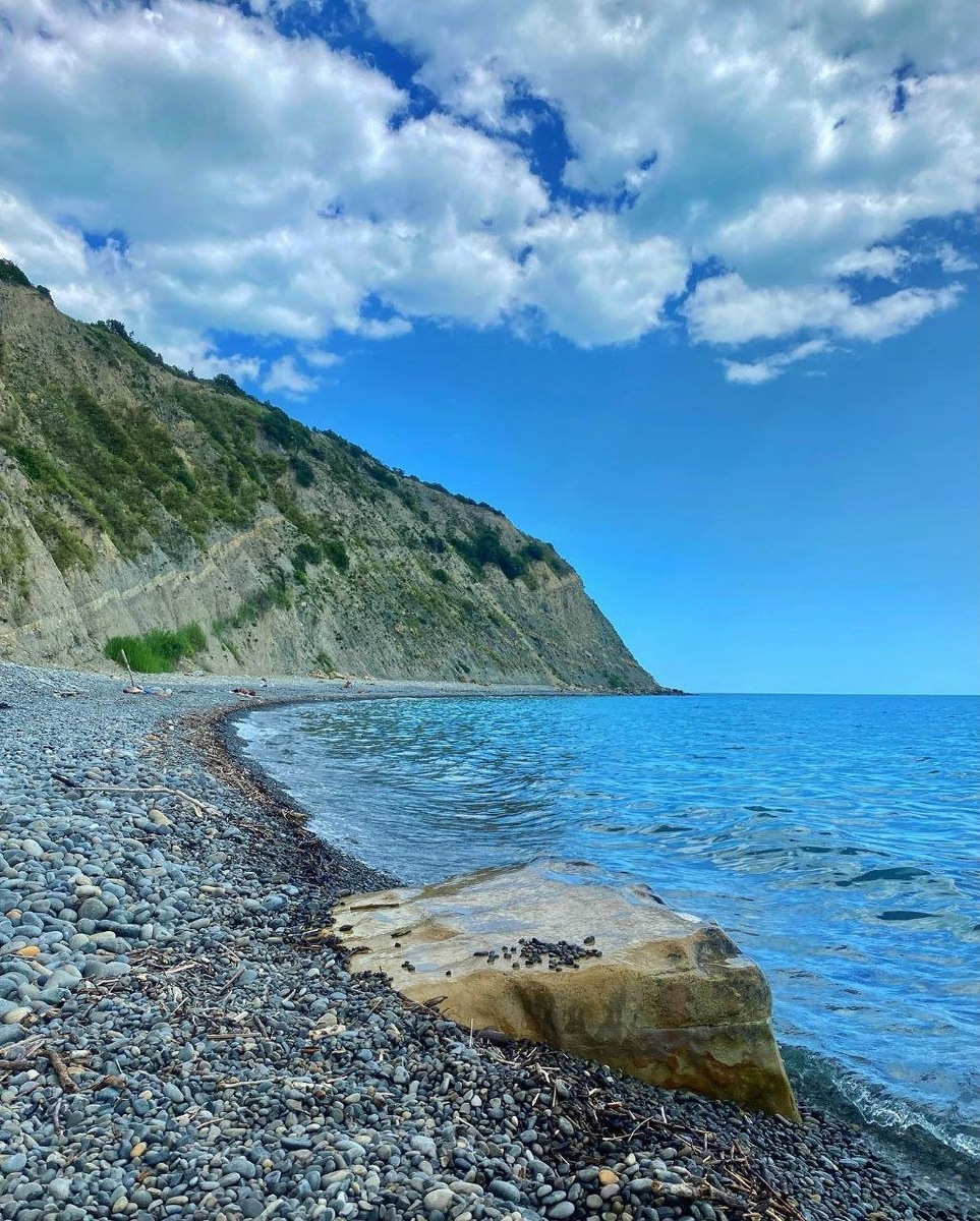 Фото из интернета: https://fs.tonkosti.ru/tonkosti/table_img/g142/4646/266587916.jpg