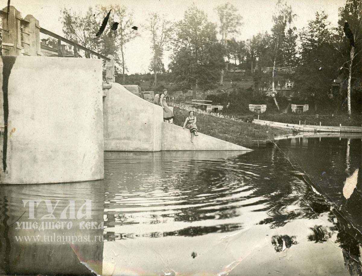 1930 - е гг. Совхозный пруд на р. Воронка. Фото сайта Тула ушедшего века. 