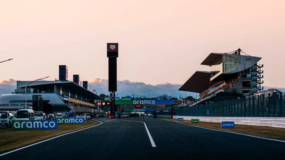 Стартовая решетка Гран При Японии-2026. Начало трансляции гонки – в 07:50 по мск