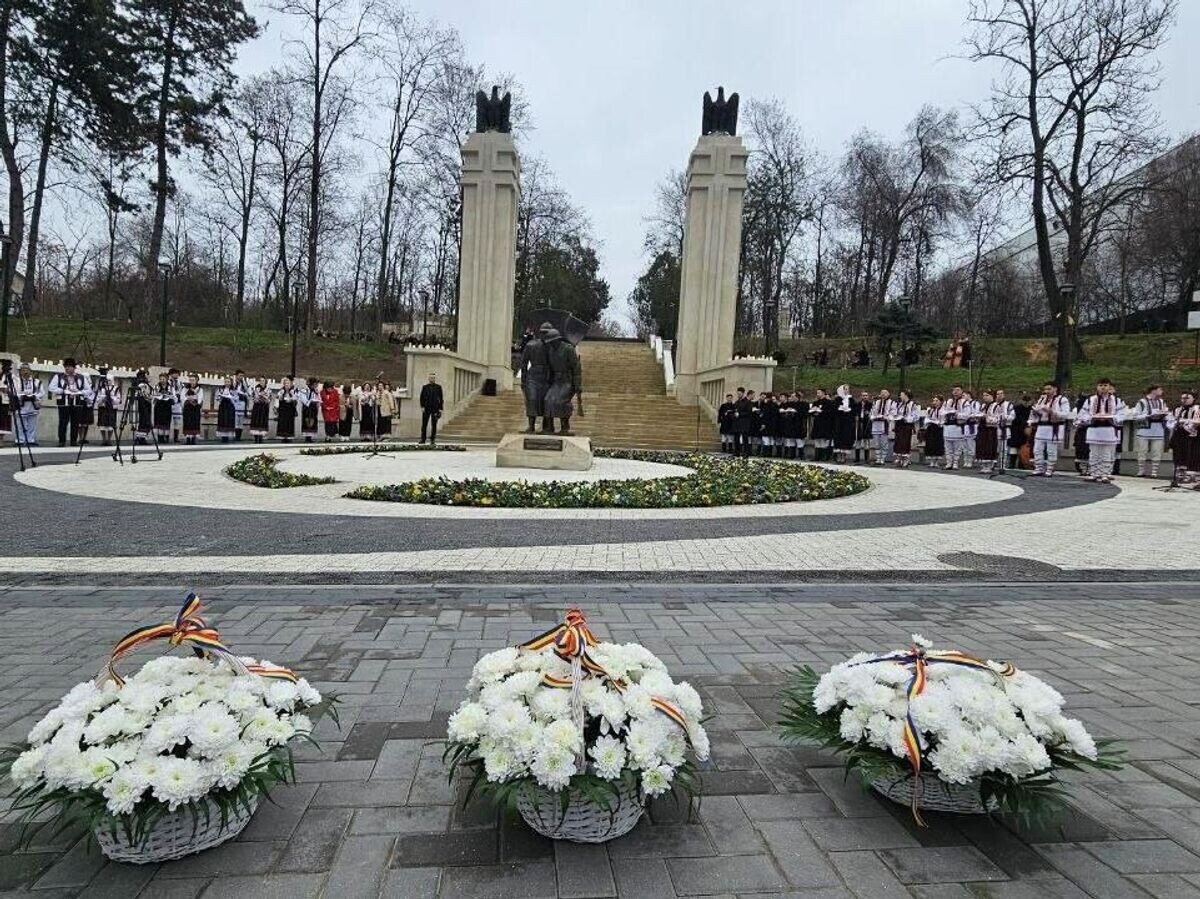    Открытие мемориала "Кладбище румынских героев" | © Фото : Страница Игоря Тулянцева в соцсети