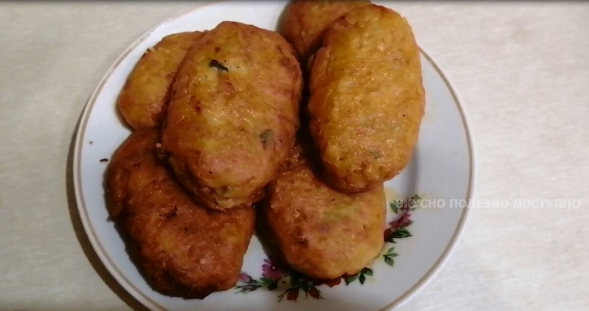 Котлеты с солеными огурцами