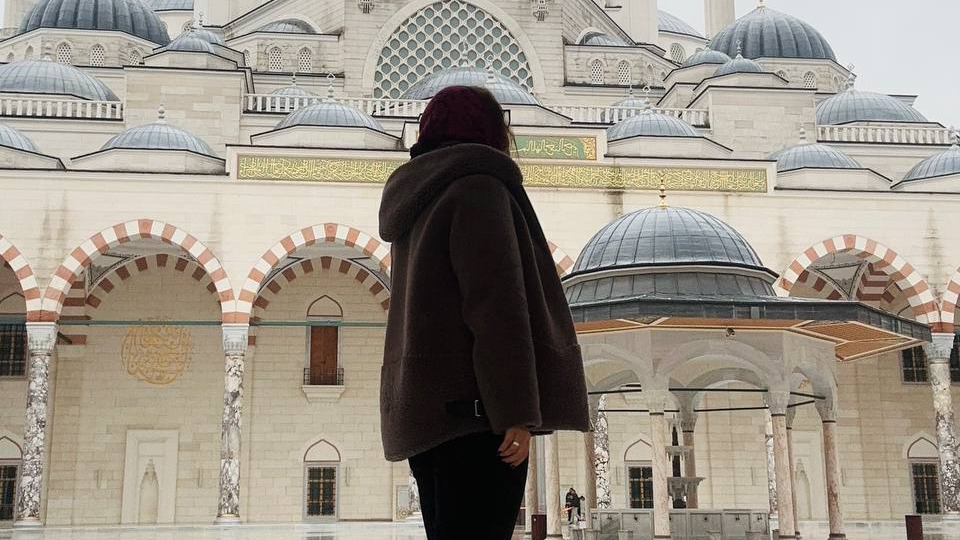 Самая большая мечеть Турции — заслуживает ли она посещения?