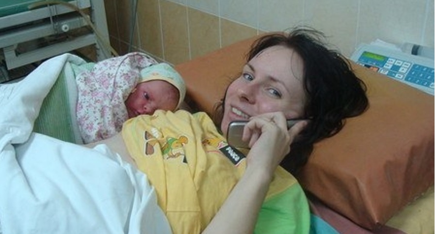 мамочка и новорожденная