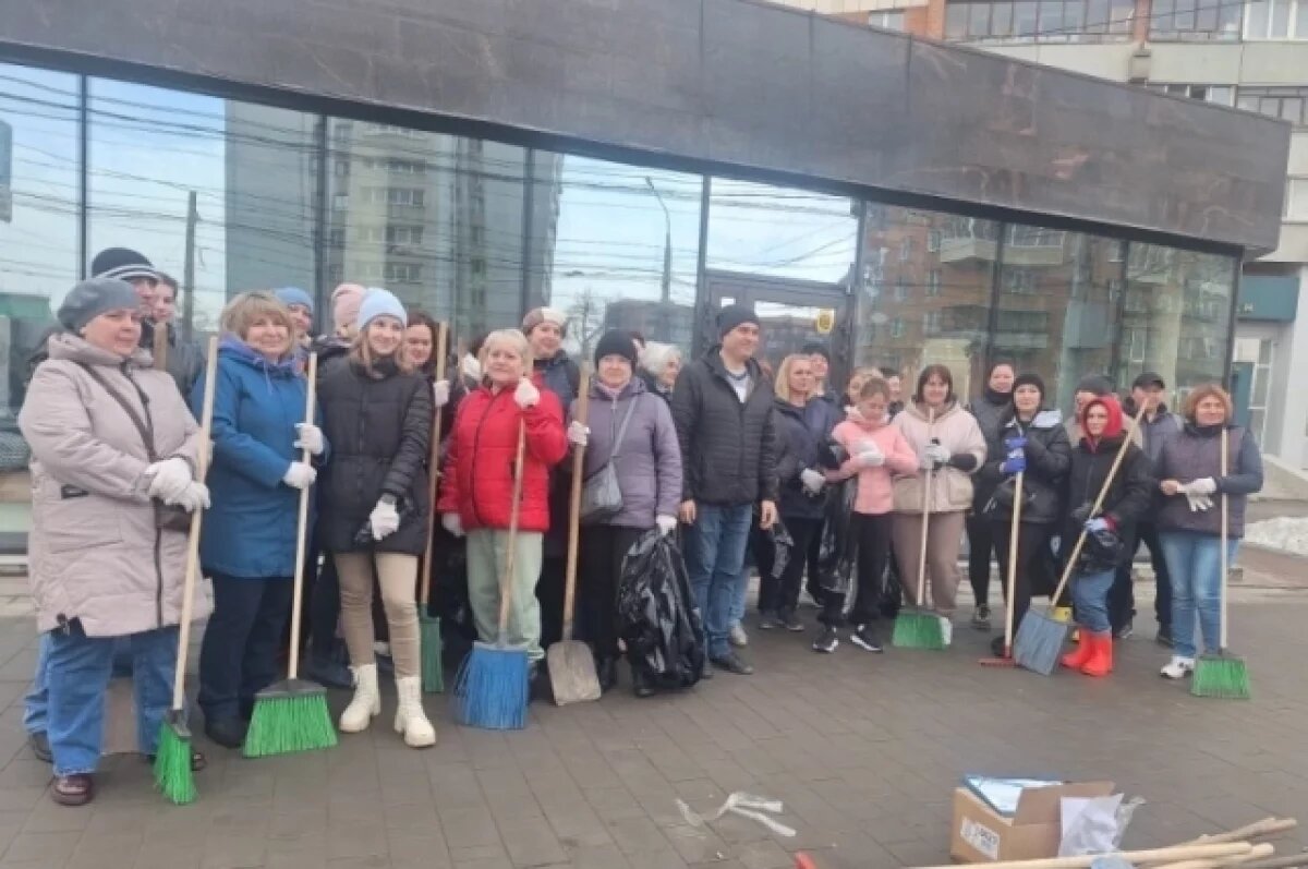    Свыше 7 тыс. человек присоединились к первому городскому субботнику в Туле