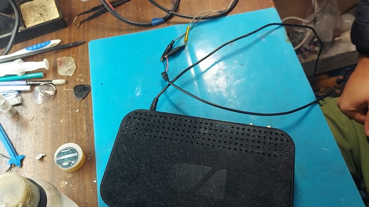 Подключение питания от ЛБП.