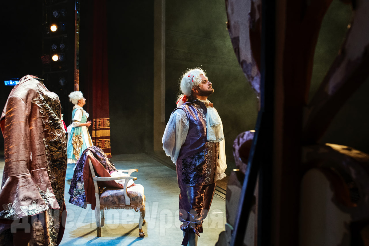 Глава Минкульта Михаил Желтяков ответил на вопрос работников отрасли о зарплатах/ Фото: Светлана Кисилева