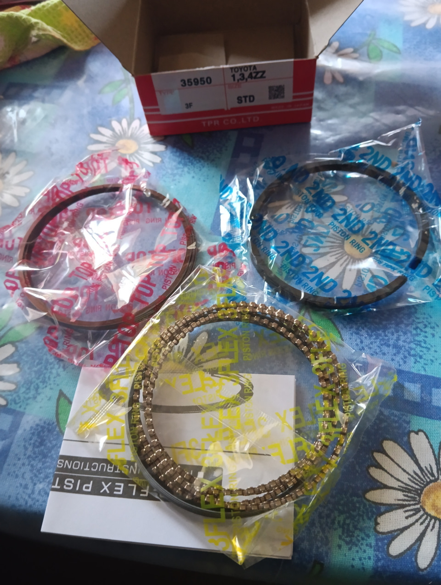 Кольца без коробочки.

