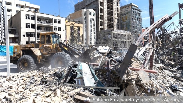     Фото: Sobhan Farajvan/Keystone Press Agency   
 Текст: Дмитрий Зубарев