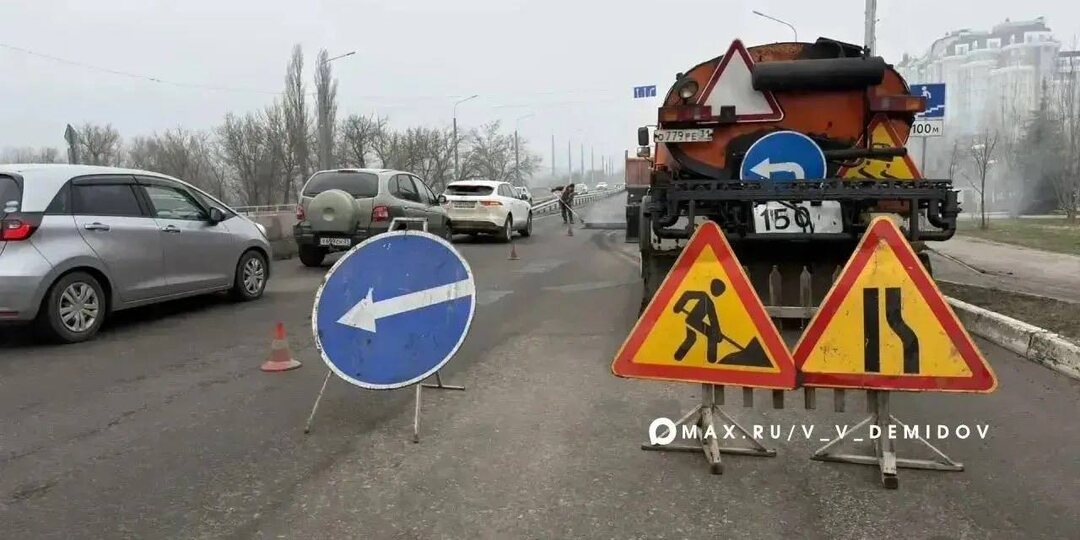 В Белгороде продолжают приводить в порядок автодороги