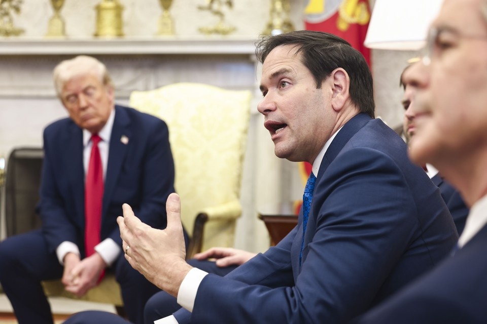   Госсекретарь США Марко Рубио заявил, что Зеленский намерено лжет, сообщив, будто США принуждают Киев вывести ВСУ из Донбасса. Фото: Jim LoScalzo - Pool via CNP/Keystone Press Agency//Global Look Press