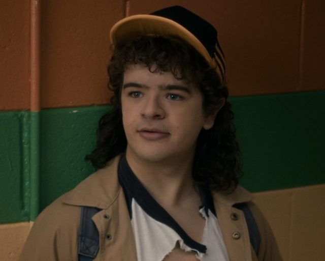    Кадр из сериала «Очень странные дела» (Stranger Things, США, 2016)