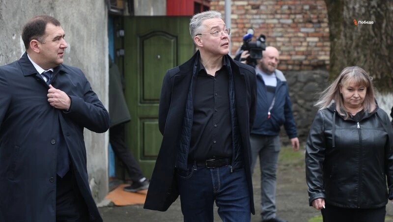    Сопровождал губернатора глава муниципалитета Максим Гаранжа Фото: Дмитрий Ахмадуллин / / ИА «Победа26»