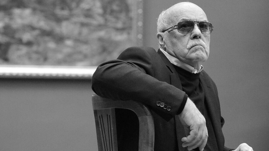 Станислав Говорухин (29 марта 1936 – 14 июня 2018). Советский и российский актер, кинорежиссер, сценарист, продюсер, политический и общественный деятель. Депутат Государственной думы Федерального собрания Российской Федерации (1994—2003, 2005—2018), председатель Комитета Государственной думы по культуре (2011—2018). Народный артист Российской Федерации (2006) / Сергей Пятаков/РИА «Новости»   📷