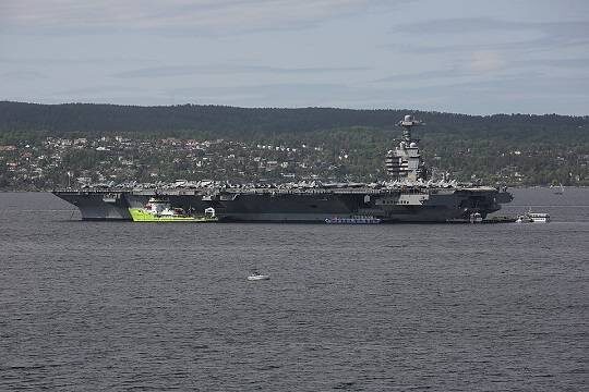    Авианосец ВМС США Gerald R. Ford (фото: commons.wikimedia/Hans A. Rosbach)