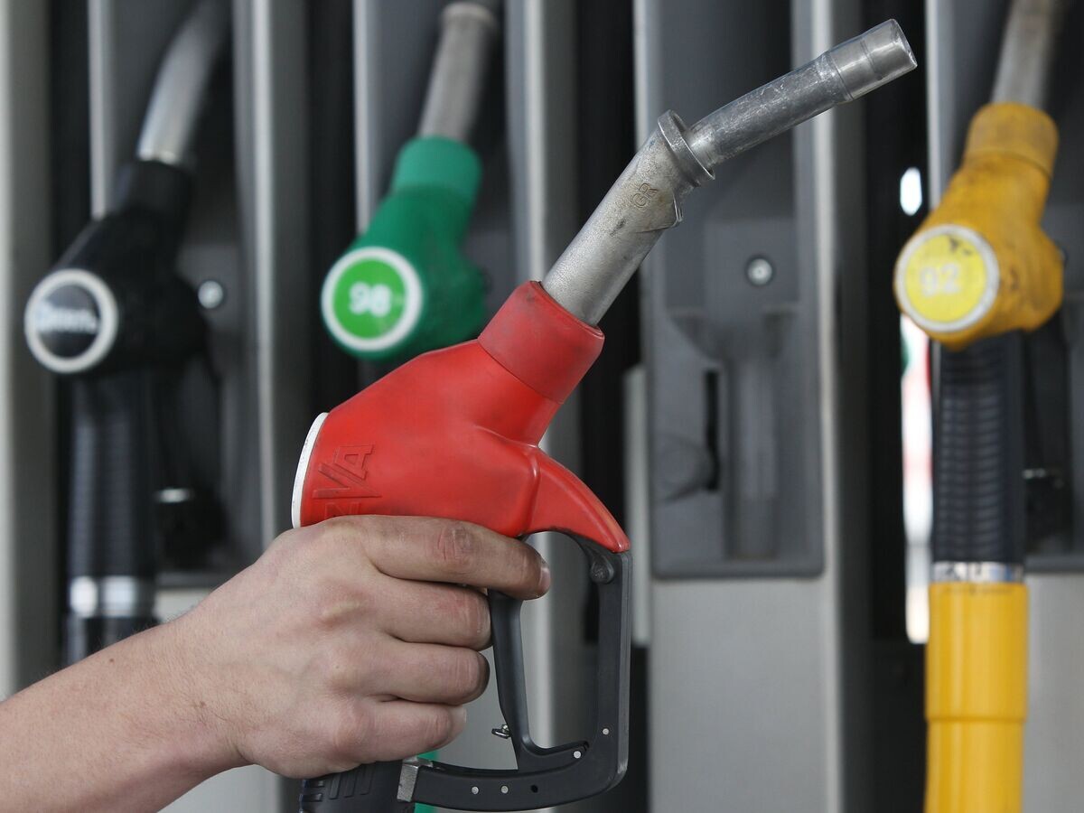    Работа автозаправки © РИА Новости . Алексей Куденко