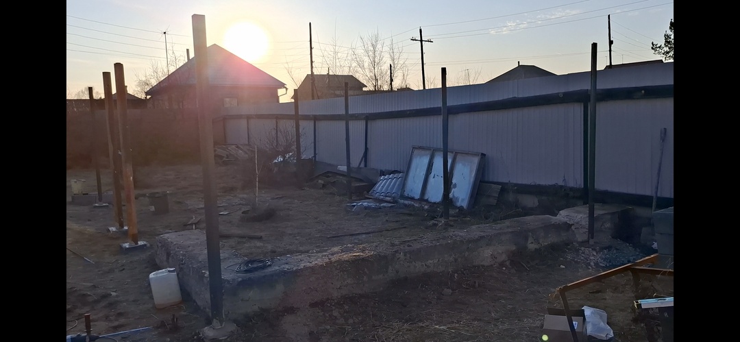 Собрался сам построить вечную теплицу